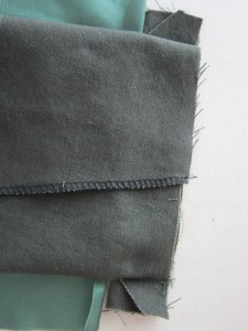 #17 - Sewing ends of welt for back pocket V1051