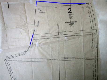 Corset Pattern with YOKE and triangular waistline. BASQUE CORSET